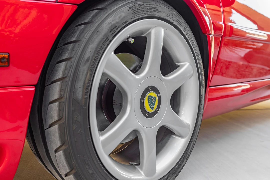 1999 Lotus Esprit Series 4 - Image 31 of 31