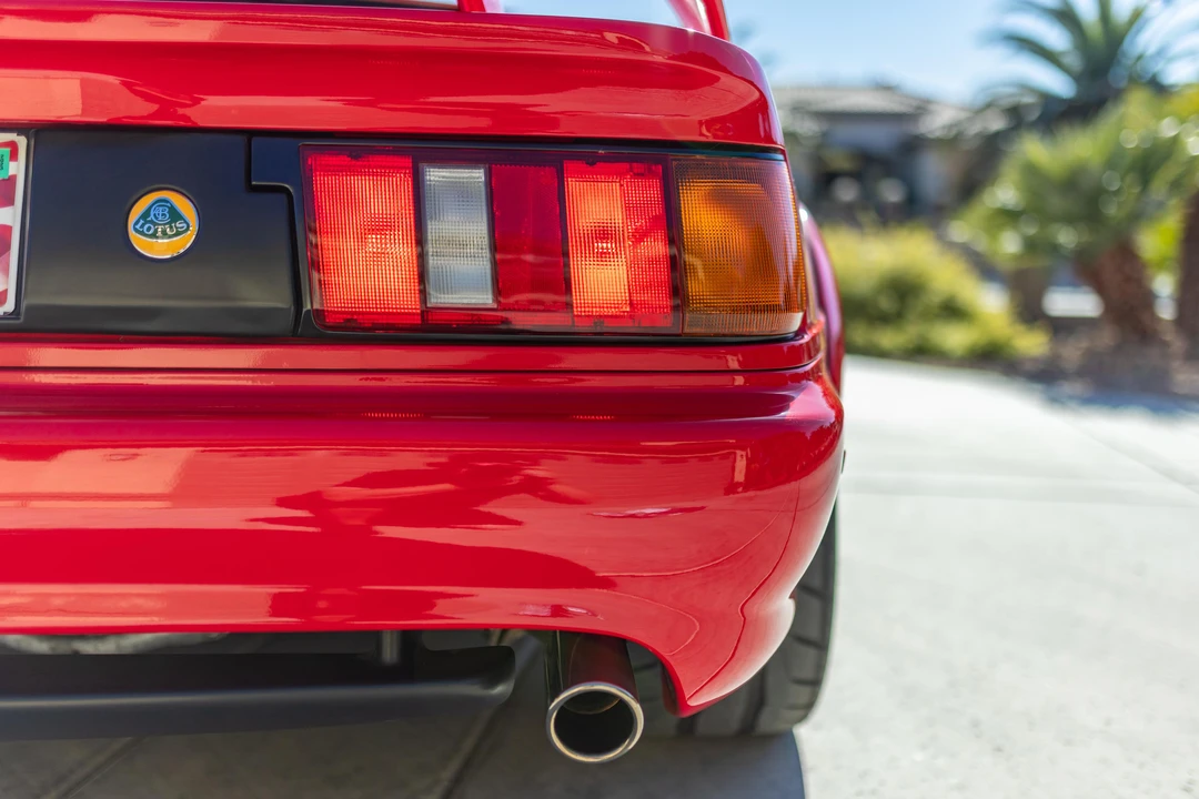 1999 Lotus Esprit Series 4 - Image 26 of 31