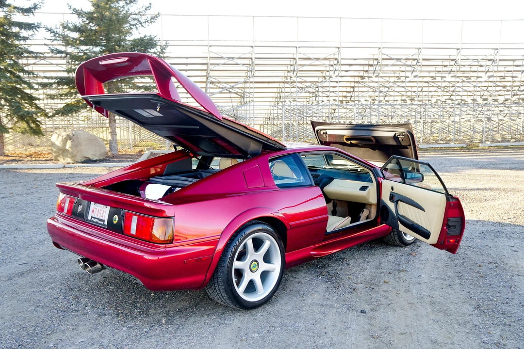 1999 Lotus Esprit Series 4 - Image 14 of 31