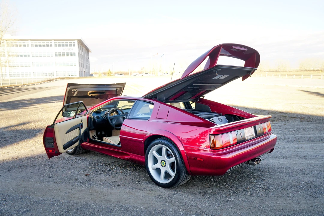 1999 Lotus Esprit Series 4 - Image 13 of 31