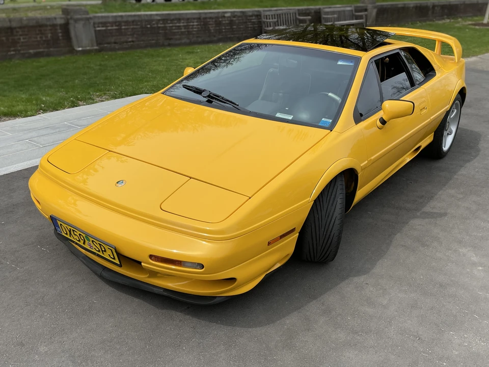 1999 Lotus Esprit Series 4 - Image 15 of 31