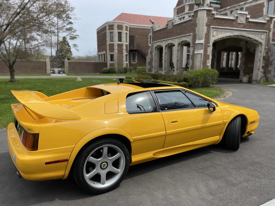 1999 Lotus Esprit Series 4 - Image 25 of 31
