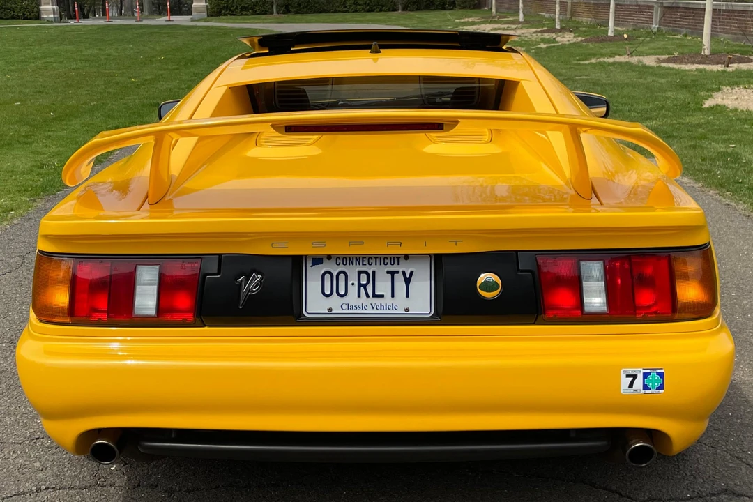 1999 Lotus Esprit Series 4 - Image 5 of 31