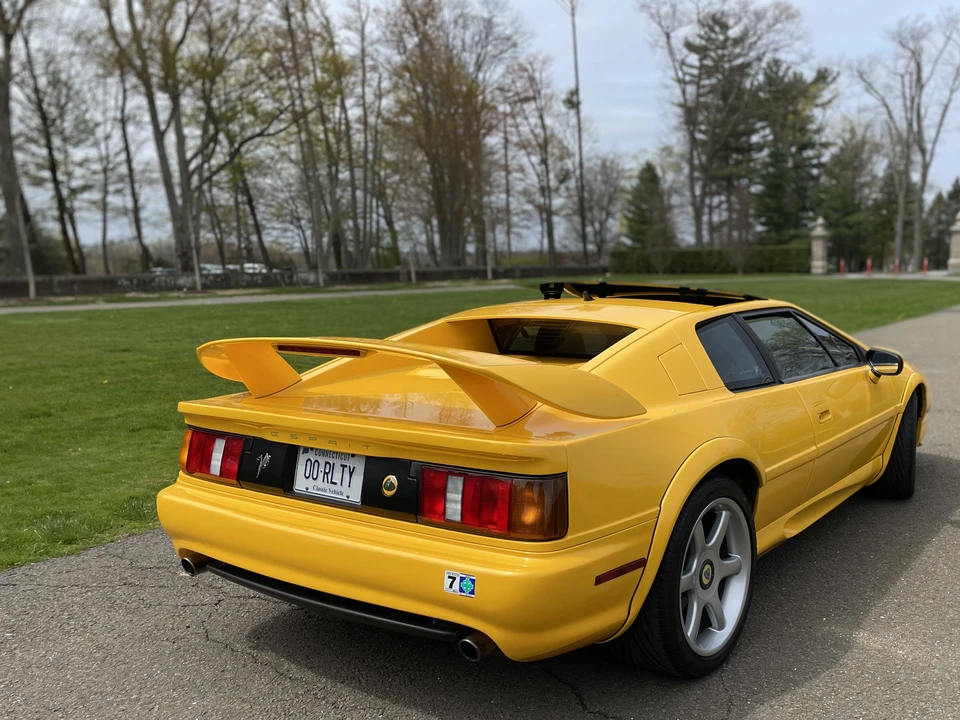 1999 Lotus Esprit Series 4 - Image 24 of 31
