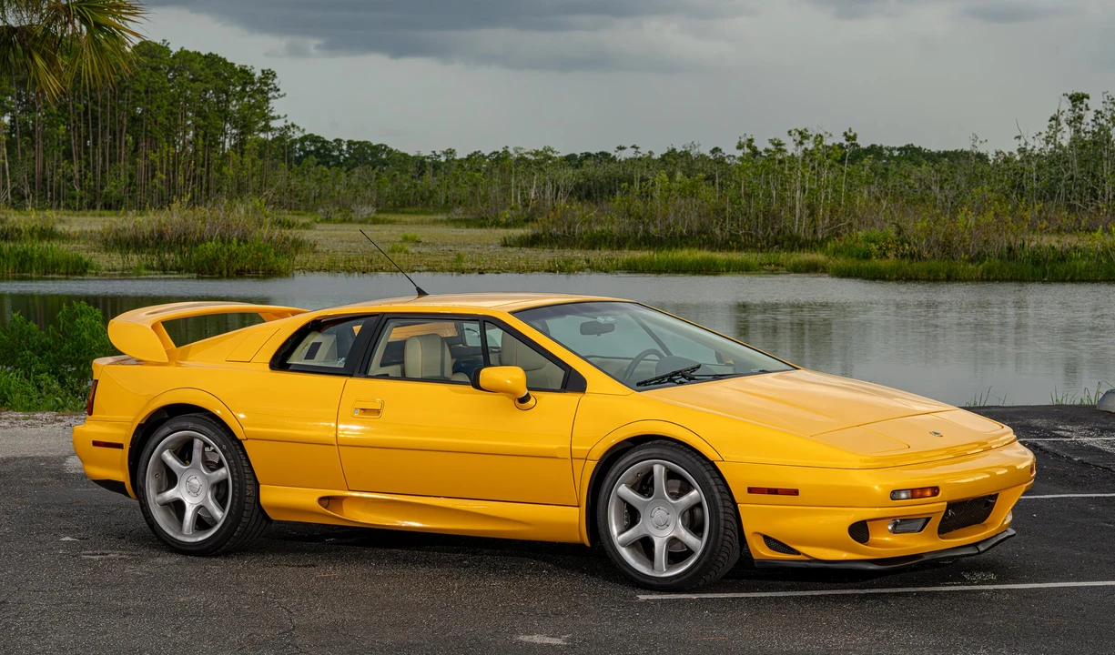 1999 Lotus Esprit Series 4 - Image 17 of 31