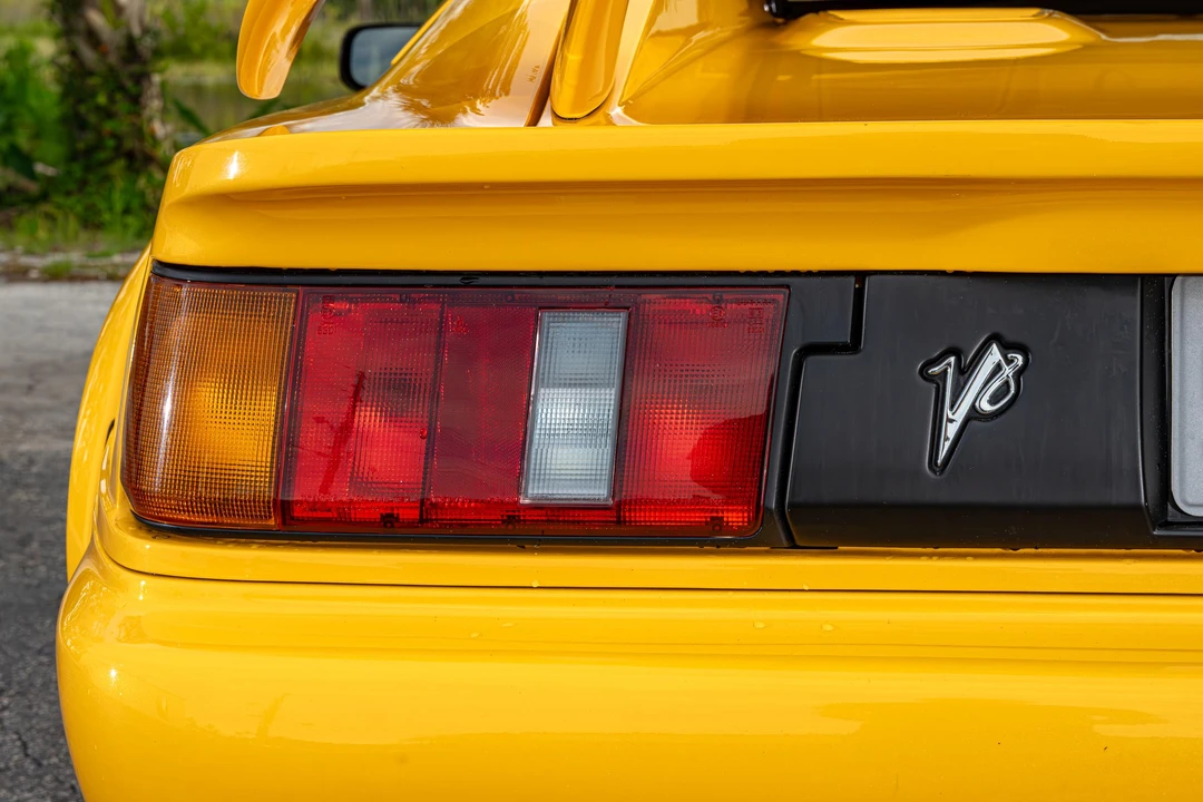 1999 Lotus Esprit Series 4 - Image 30 of 31
