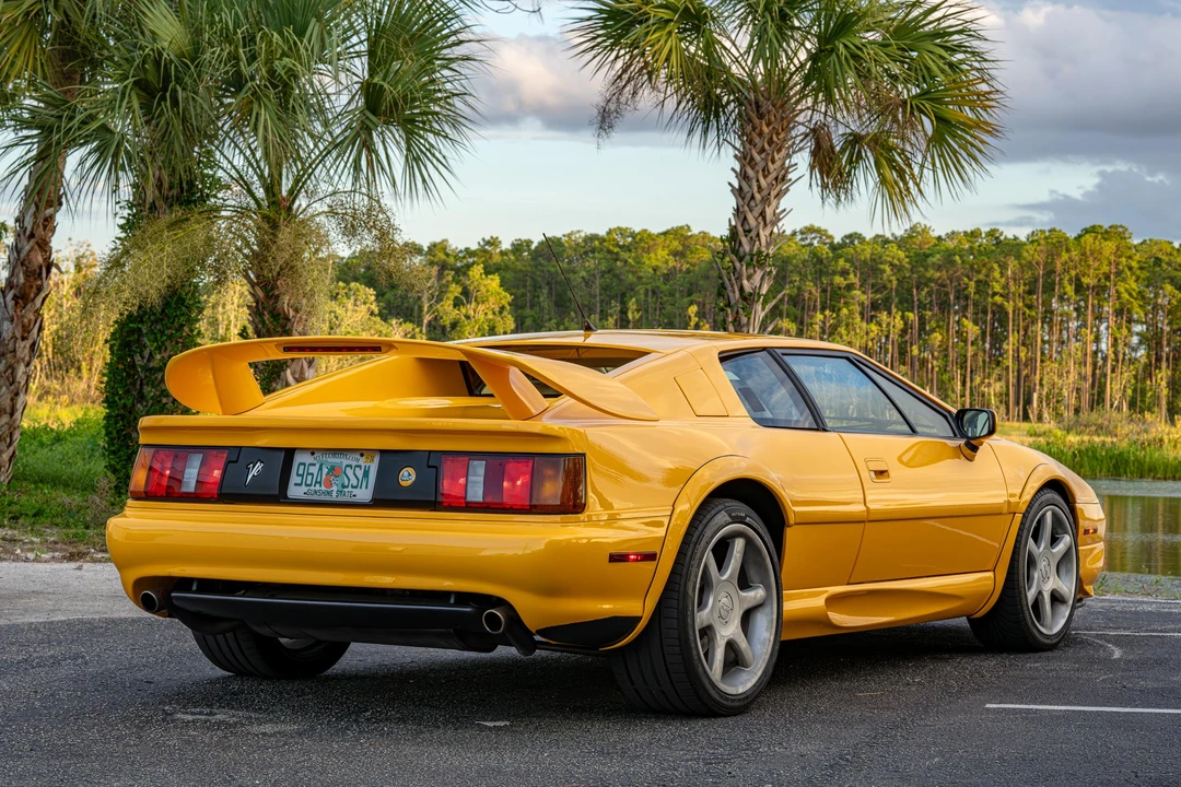 1999 Lotus Esprit Series 4 - Image 15 of 31