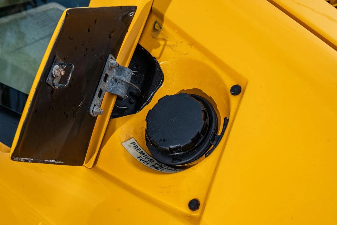 1999 Lotus Esprit Series 4 - Image 23 of 31