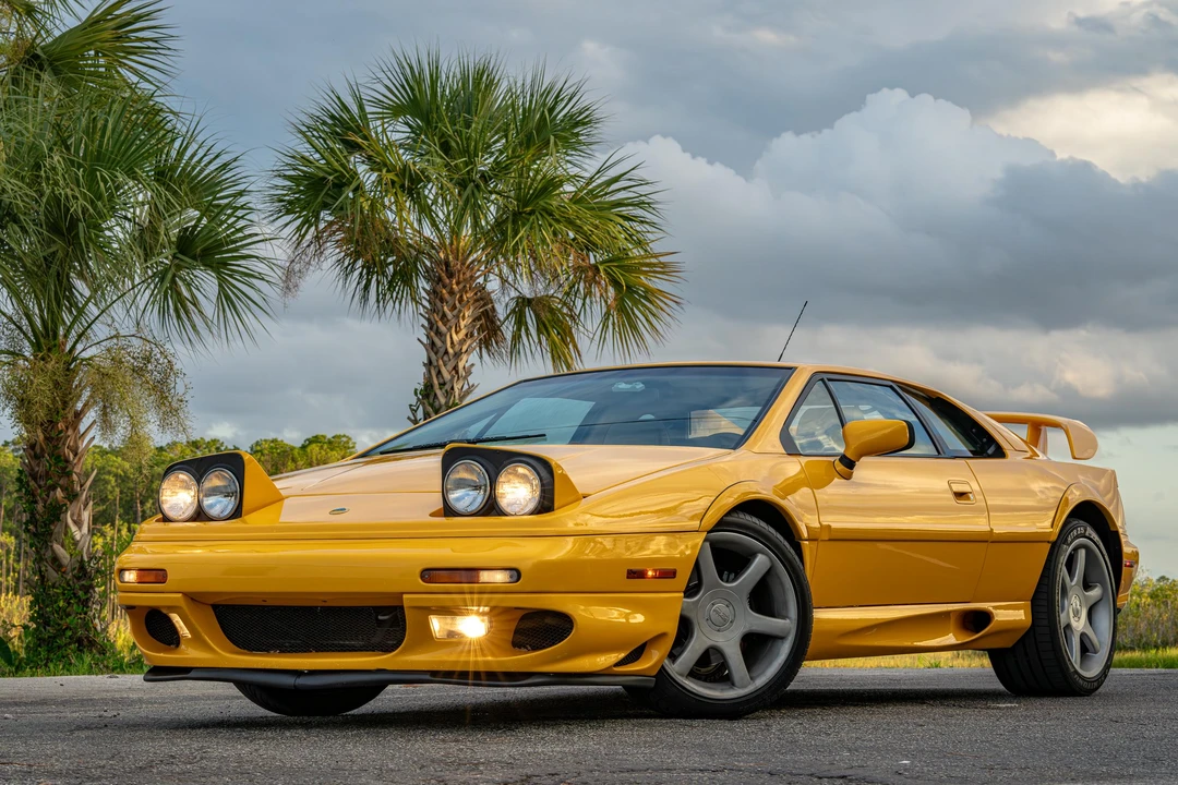 1999 Lotus Esprit Series 4 - Image 10 of 31