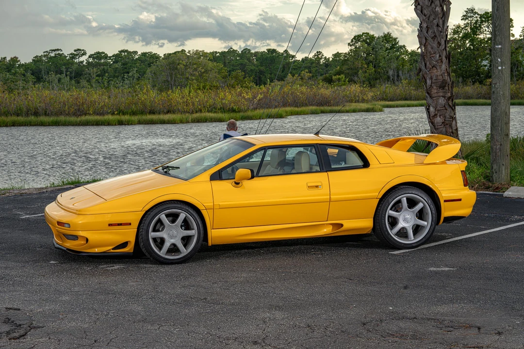 1999 Lotus Esprit Series 4 - Image 11 of 31