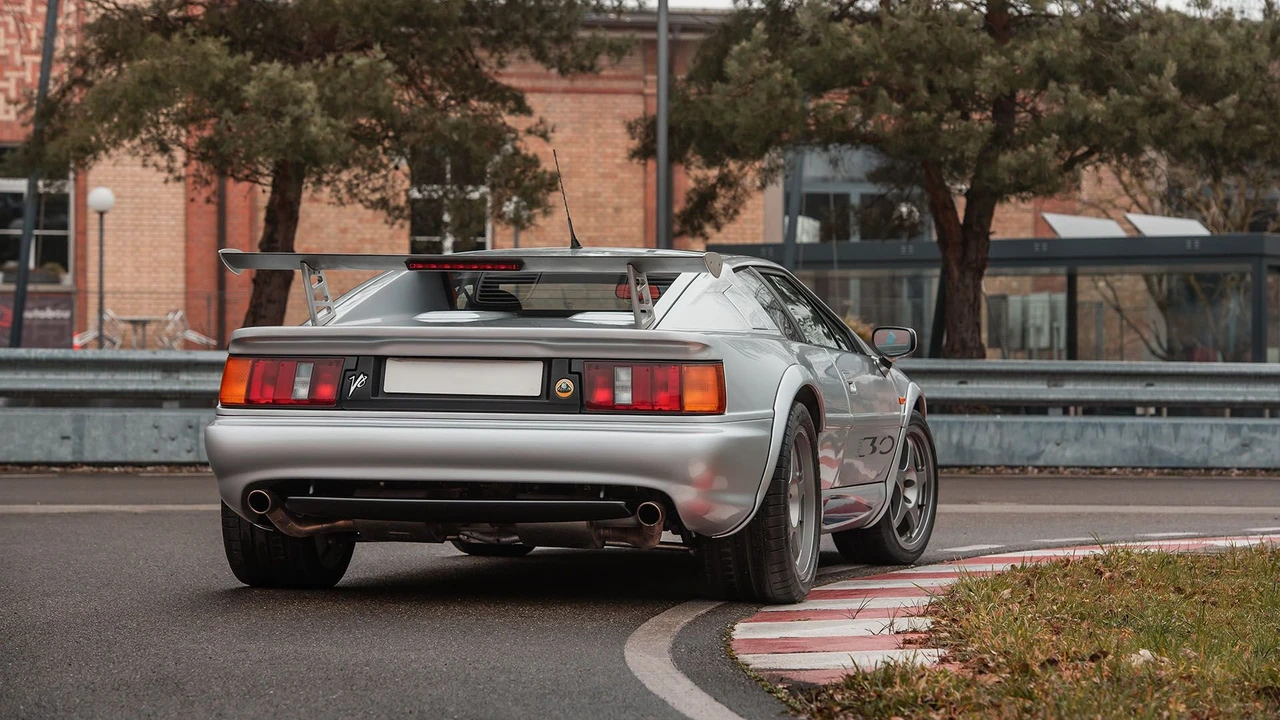 1999 Lotus Esprit V8 - Image 13 of 29
