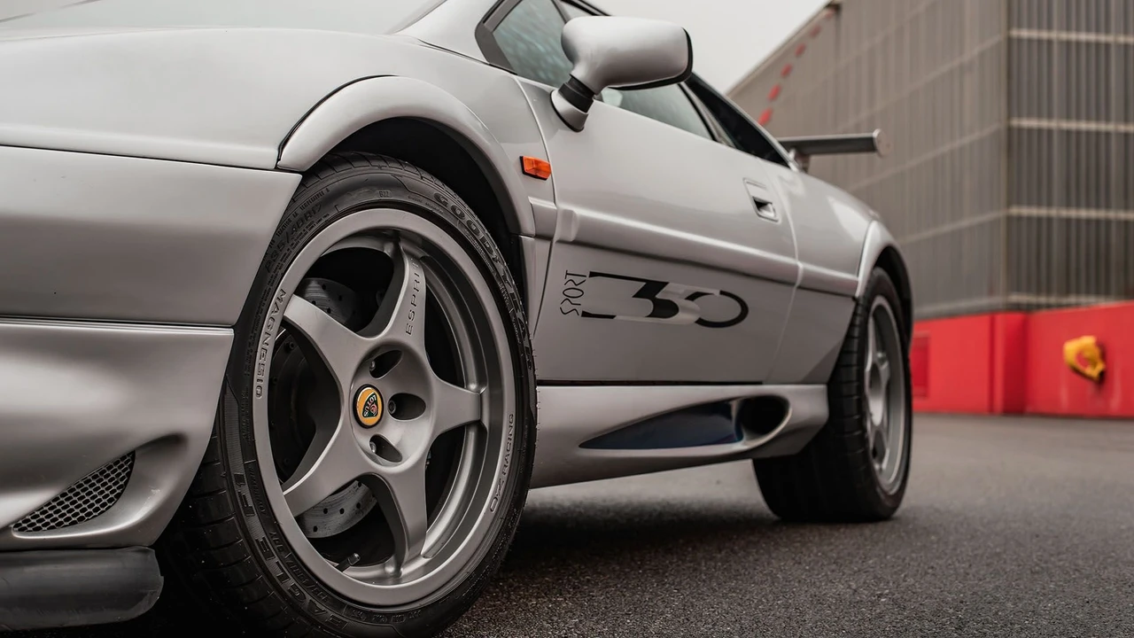 1999 Lotus Esprit V8 - Image 22 of 29