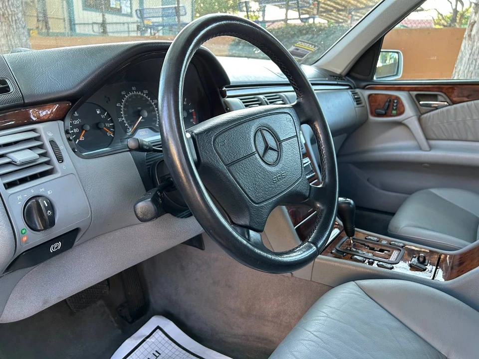 1999 Mercedes-Benz W210 E-Class - Image 5 of 24