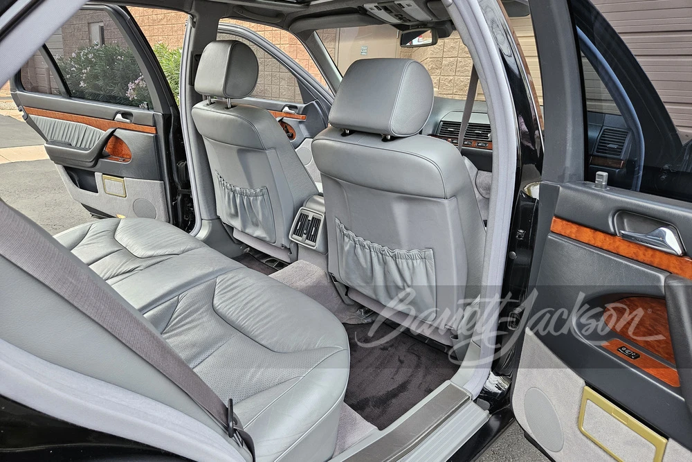 1999 Mercedes-Benz W220 S-Class - Image 9 of 16