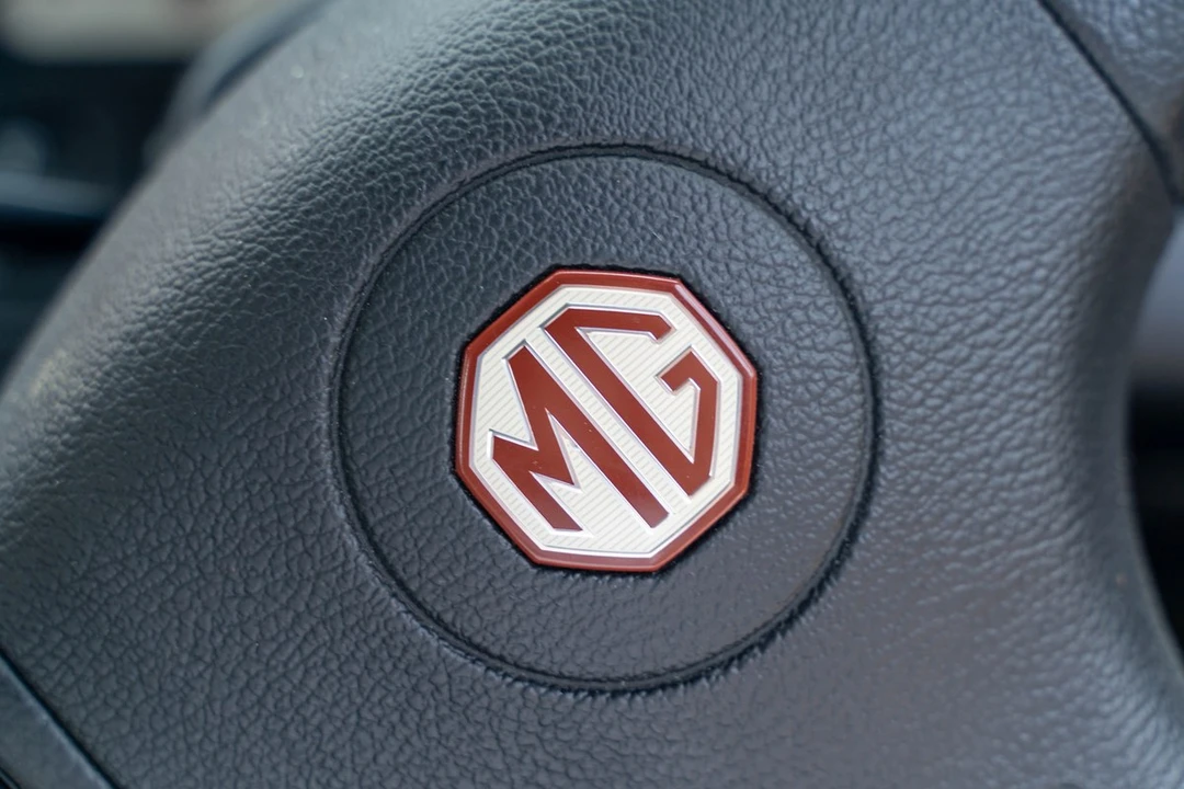 1999 MG F - Image 24 of 30