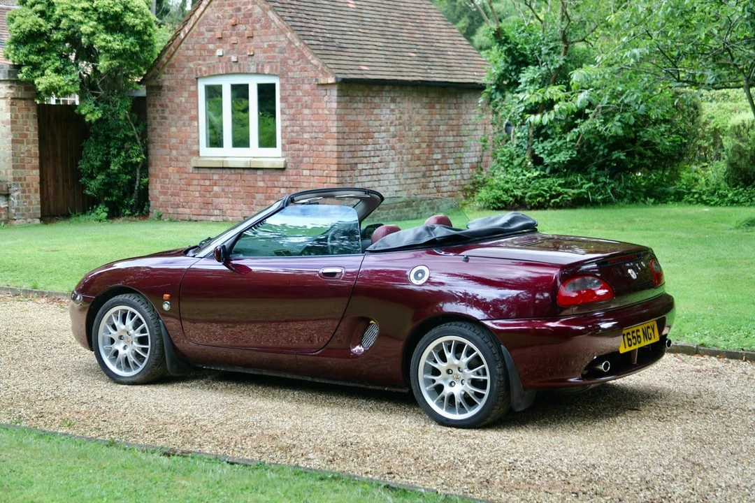 1999 MG F - Image 2 of 30