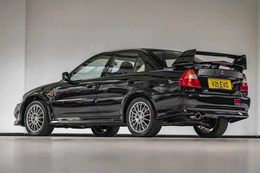 1999 Mitsubishi Lancer Evolution VI 6th Gen - Image 14 of 31