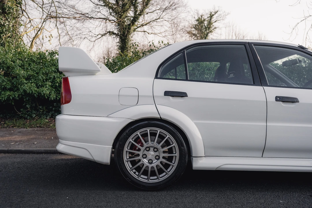 1999 Mitsubishi Lancer Evolution VI 6th Gen - Image 28 of 31
