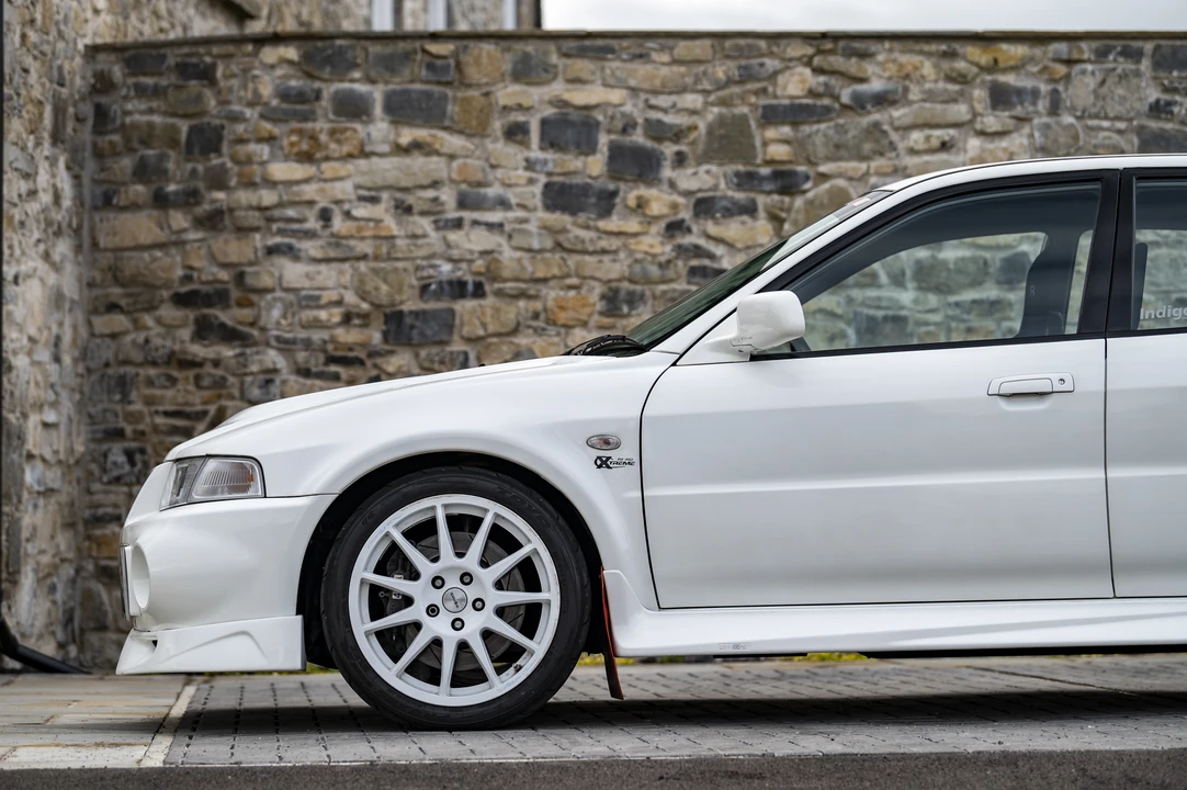 1999 Mitsubishi Lancer Evolution VI 6th Gen - Image 25 of 31