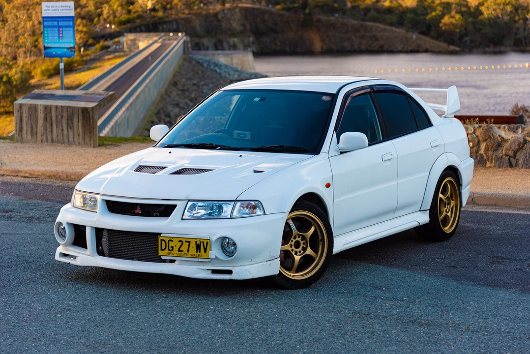 1999 Mitsubishi Lancer Evolution VI 6th Gen - Image 10 of 31