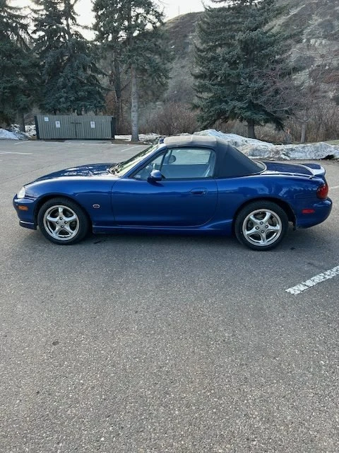 1999 Mazda NB MX-5 Miata - Image 2 of 12