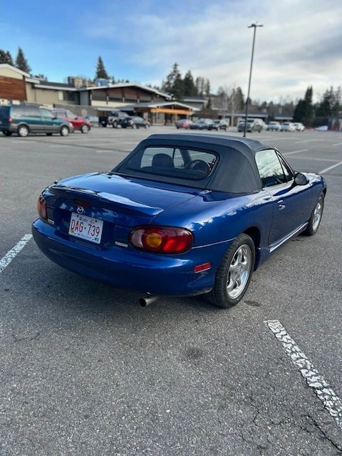 1999 Mazda NB MX-5 Miata - Image 9 of 12