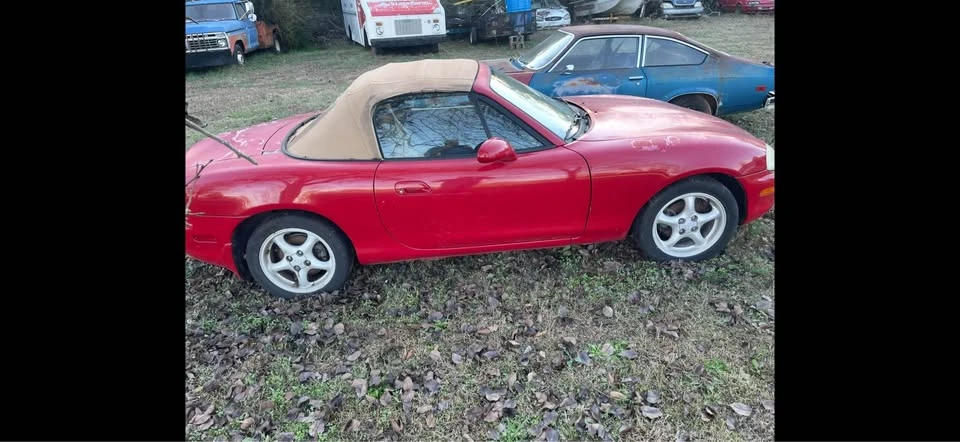 1999 Mazda NB MX-5 Miata - Image 2 of 4