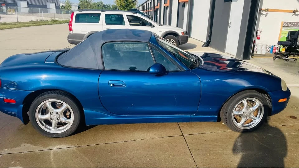 1999 Mazda NB MX-5 Miata - Image 7 of 13