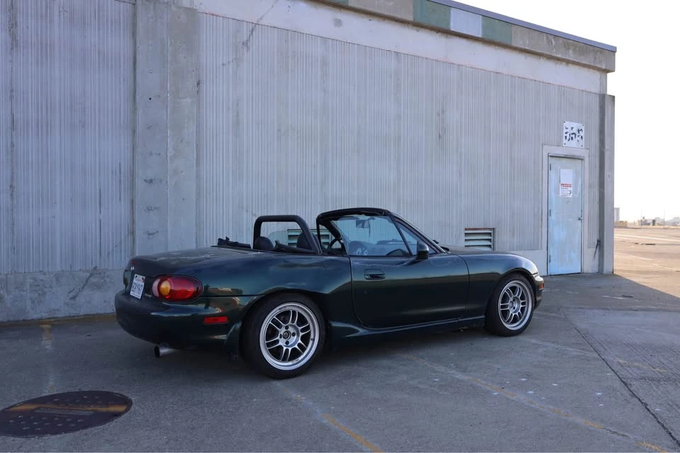 1999 Mazda NB MX-5 Miata - Image 9 of 14