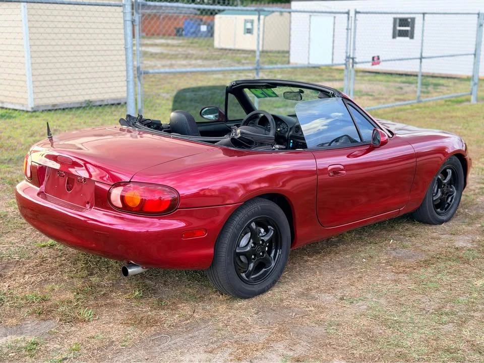 1999 Mazda NB MX-5 Miata - Image 5 of 9