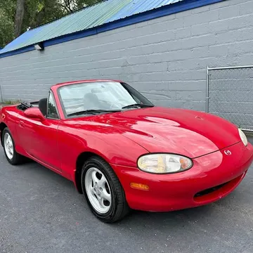 1999 Mazda MX-5 Miata Club Convertible 2D