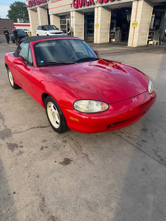 1999 Mazda NB MX-5 Miata - Image 2 of 6