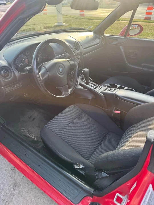 1999 Mazda NB MX-5 Miata - Image 6 of 6
