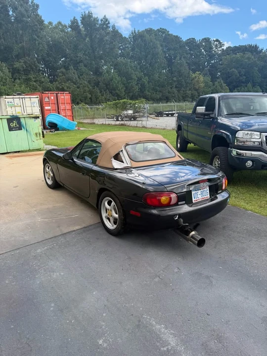 1999 Mazda NB MX-5 Miata - Image 5 of 15