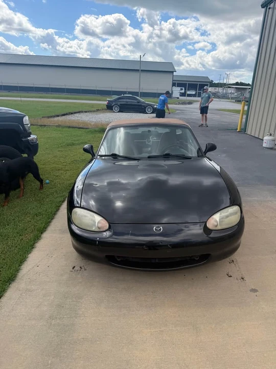 1999 Mazda NB MX-5 Miata - Image 2 of 15