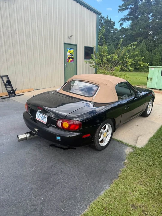 1999 Mazda NB MX-5 Miata - Image 4 of 15