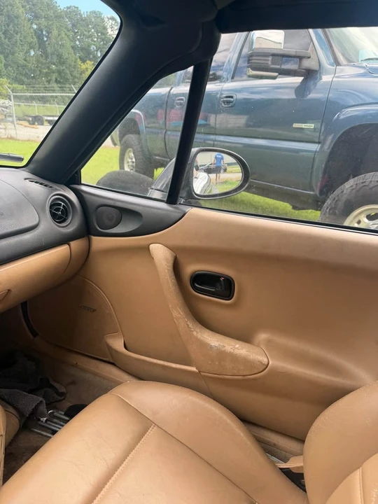 1999 Mazda NB MX-5 Miata - Image 10 of 15
