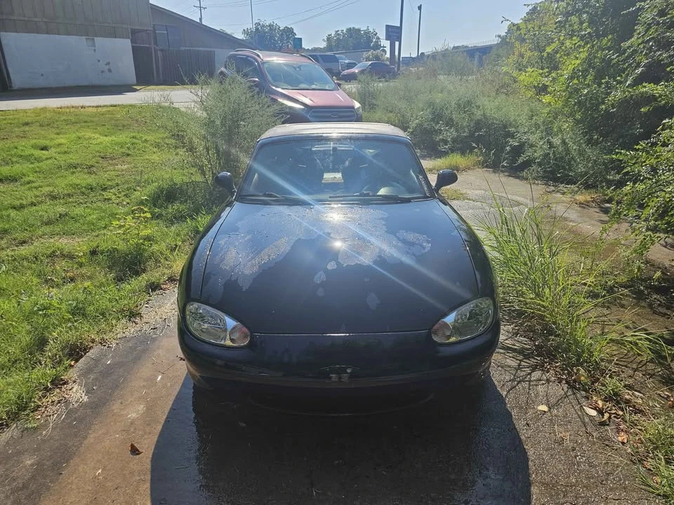 1999 Mazda NB MX-5 Miata - Image 2 of 10