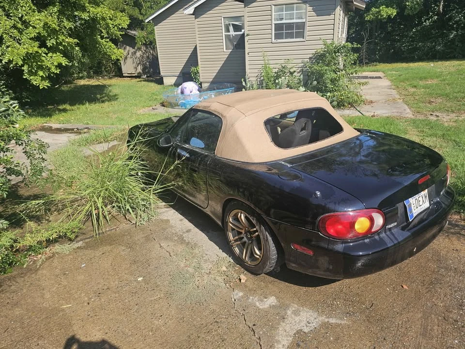 1999 Mazda NB MX-5 Miata - Image 3 of 10