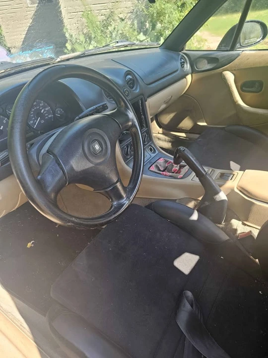 1999 Mazda NB MX-5 Miata - Image 5 of 10