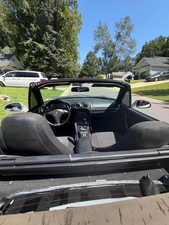 1999 Mazda NB MX-5 Miata - Image 5 of 8