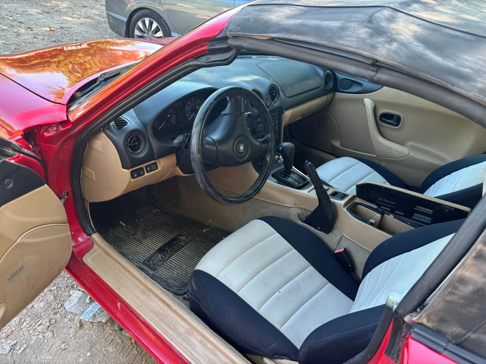 1999 Mazda NB MX-5 Miata - Image 4 of 8