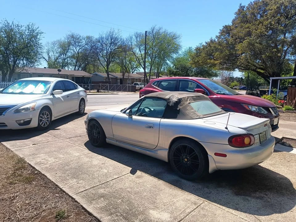 1999 Mazda NB MX-5 Miata - Image 3 of 4