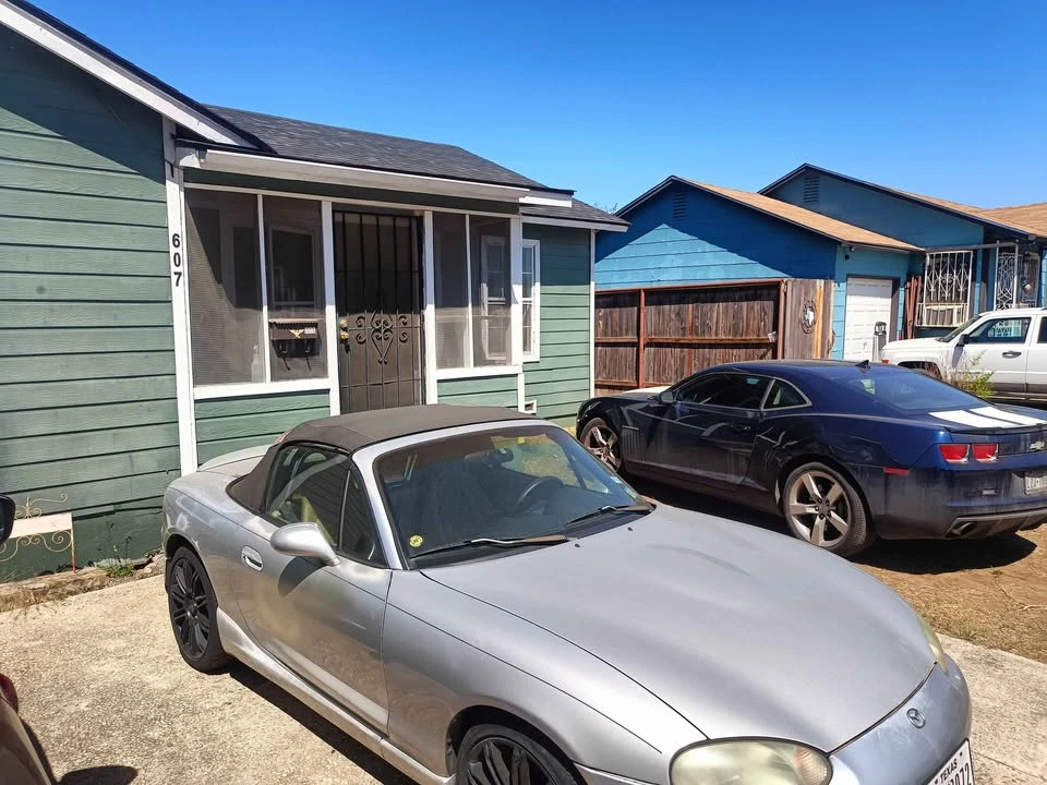 1999 Mazda NB MX-5 Miata - Image 2 of 4