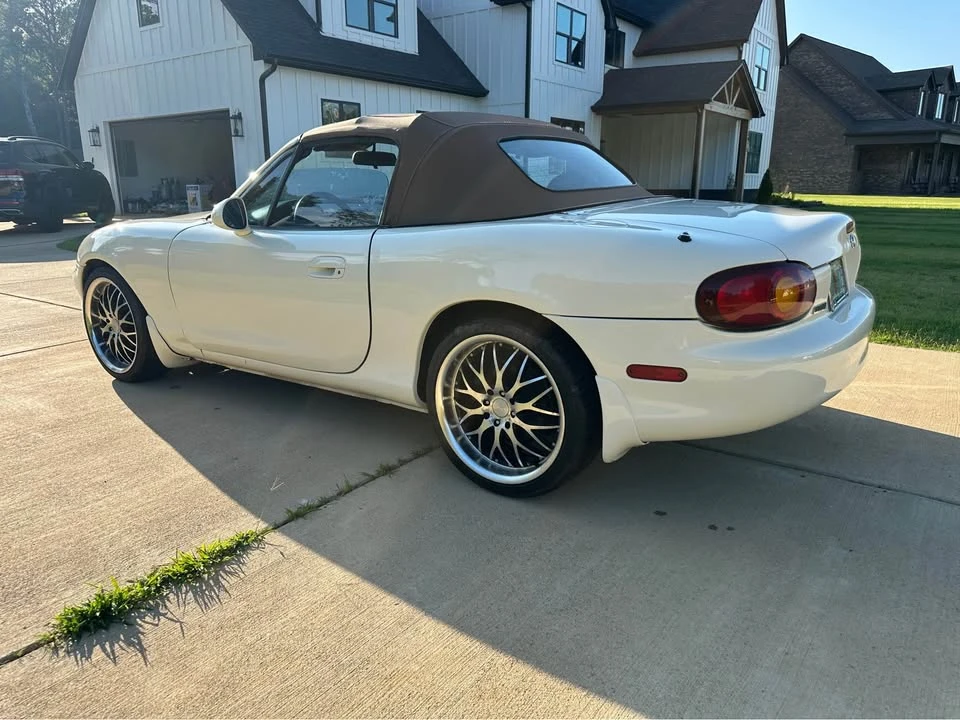 1999 Mazda NB MX-5 Miata - Image 7 of 11