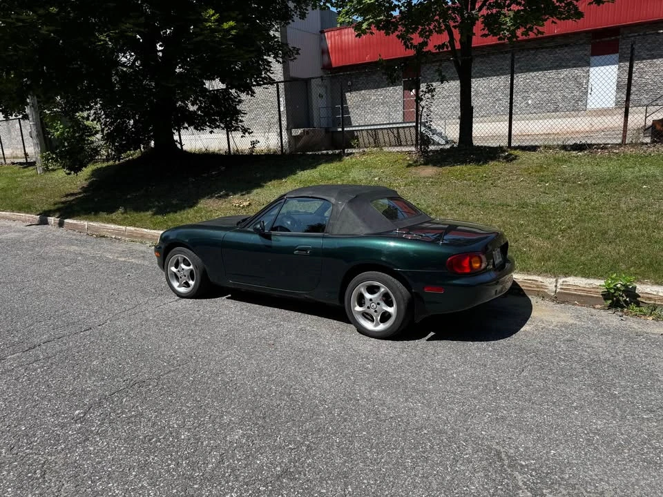 1999 Mazda NB MX-5 Miata - Image 2 of 12