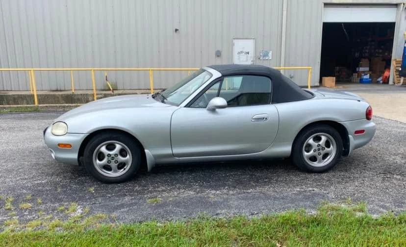 1999 Mazda NB MX-5 Miata - Image 3 of 4