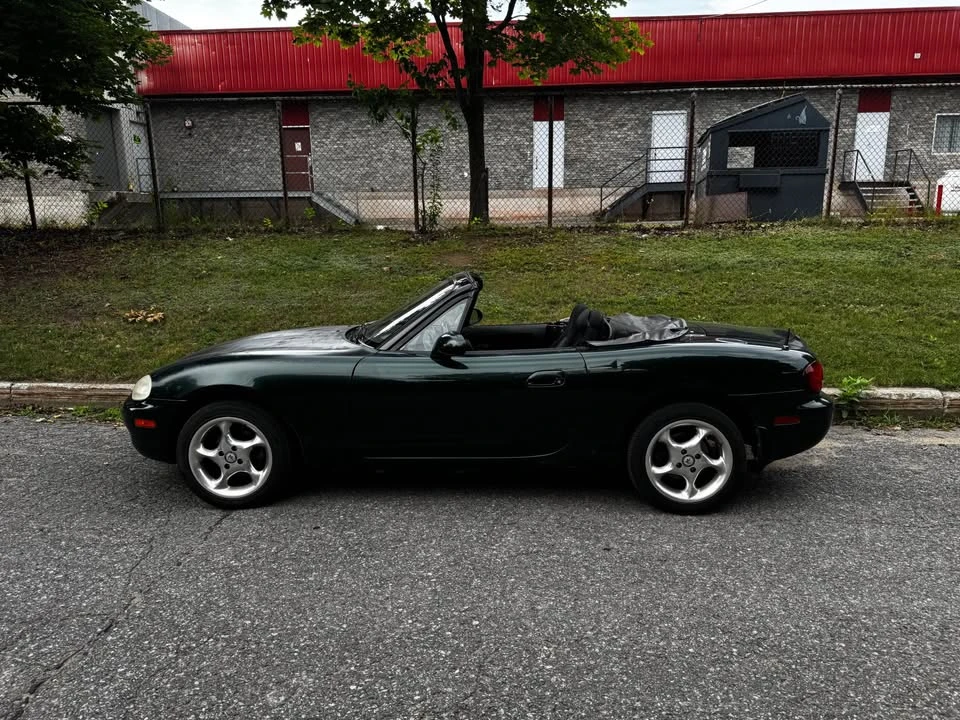 1999 Mazda NB MX-5 Miata - Image 11 of 12