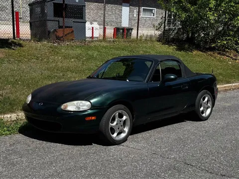 1999 Mazda MX-5 Miata NB1