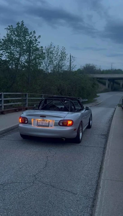 1999 Mazda NB MX-5 Miata - Image 6 of 8